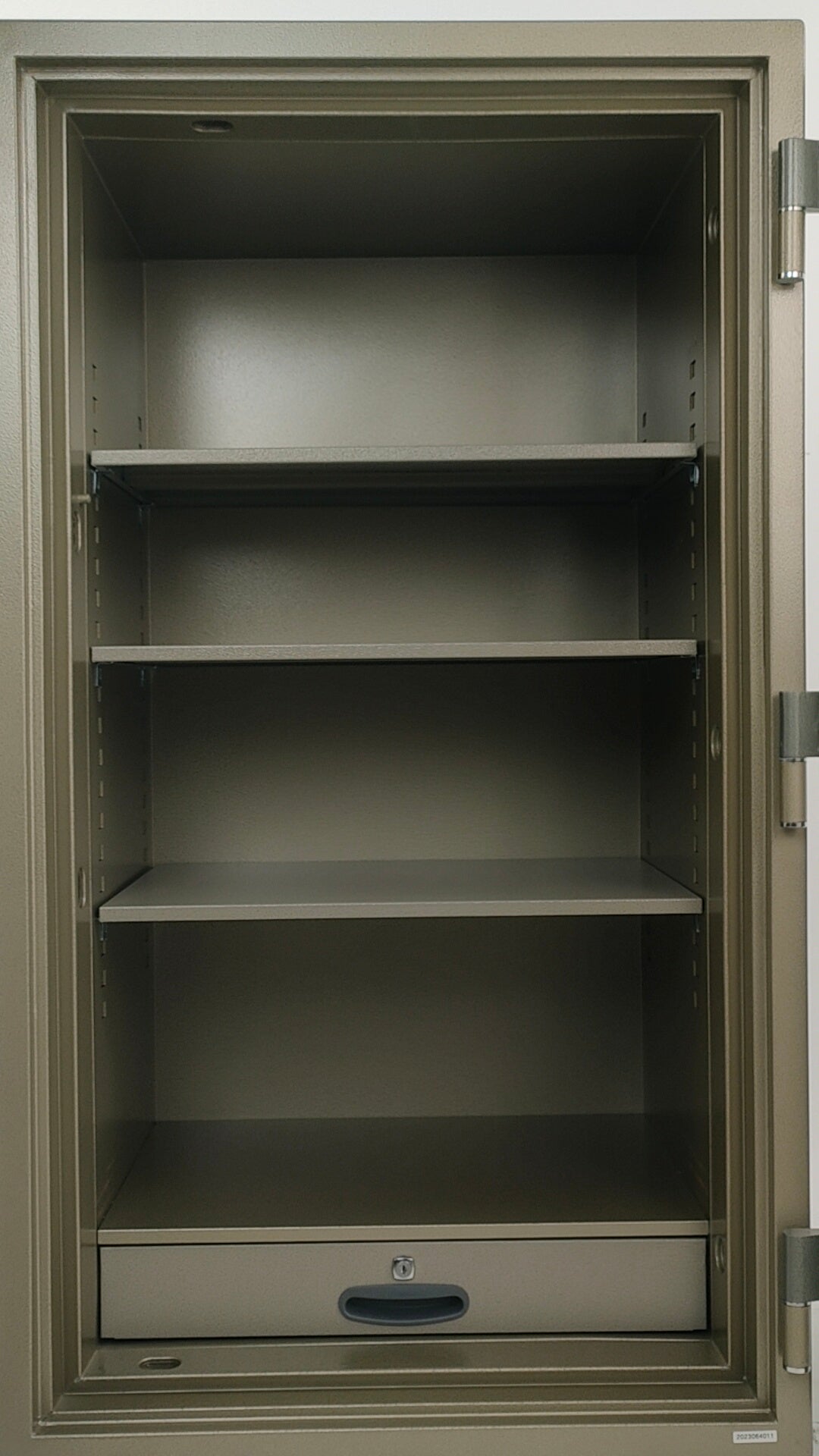 Bumil ESD 109 Fireproof Digital Safe | High-Security Safe for Cash & Documents in Businesses & Banks in Egypt